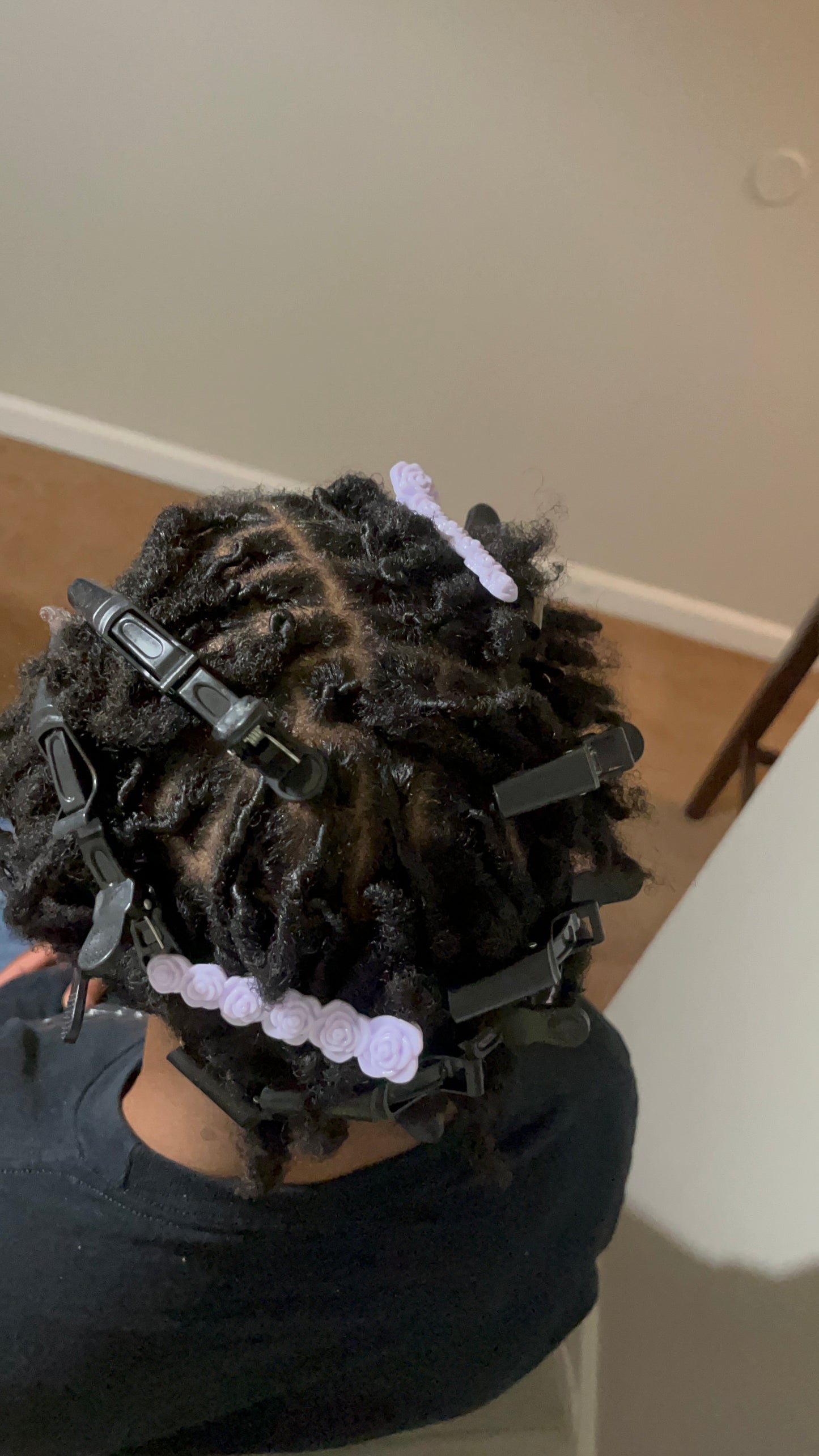 π Loc Retwist β Clean Roots, Fresh Look