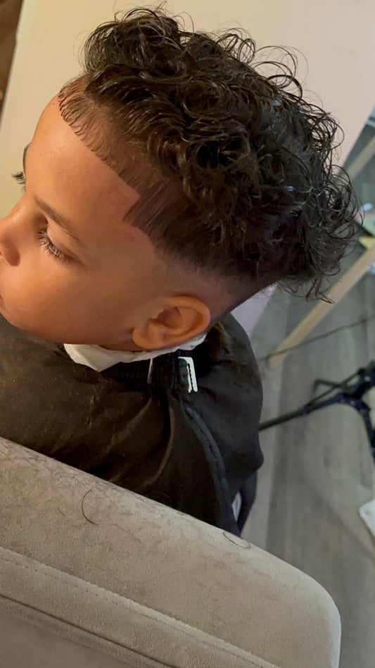 ✂️ Children’s Haircut – Clean, Cool & Comfortable